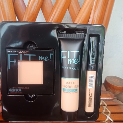Combo Bộ Trang Điểm Maybeline Phấn Trang Điểm, Phấn Nền, Che Khuyết Điểm