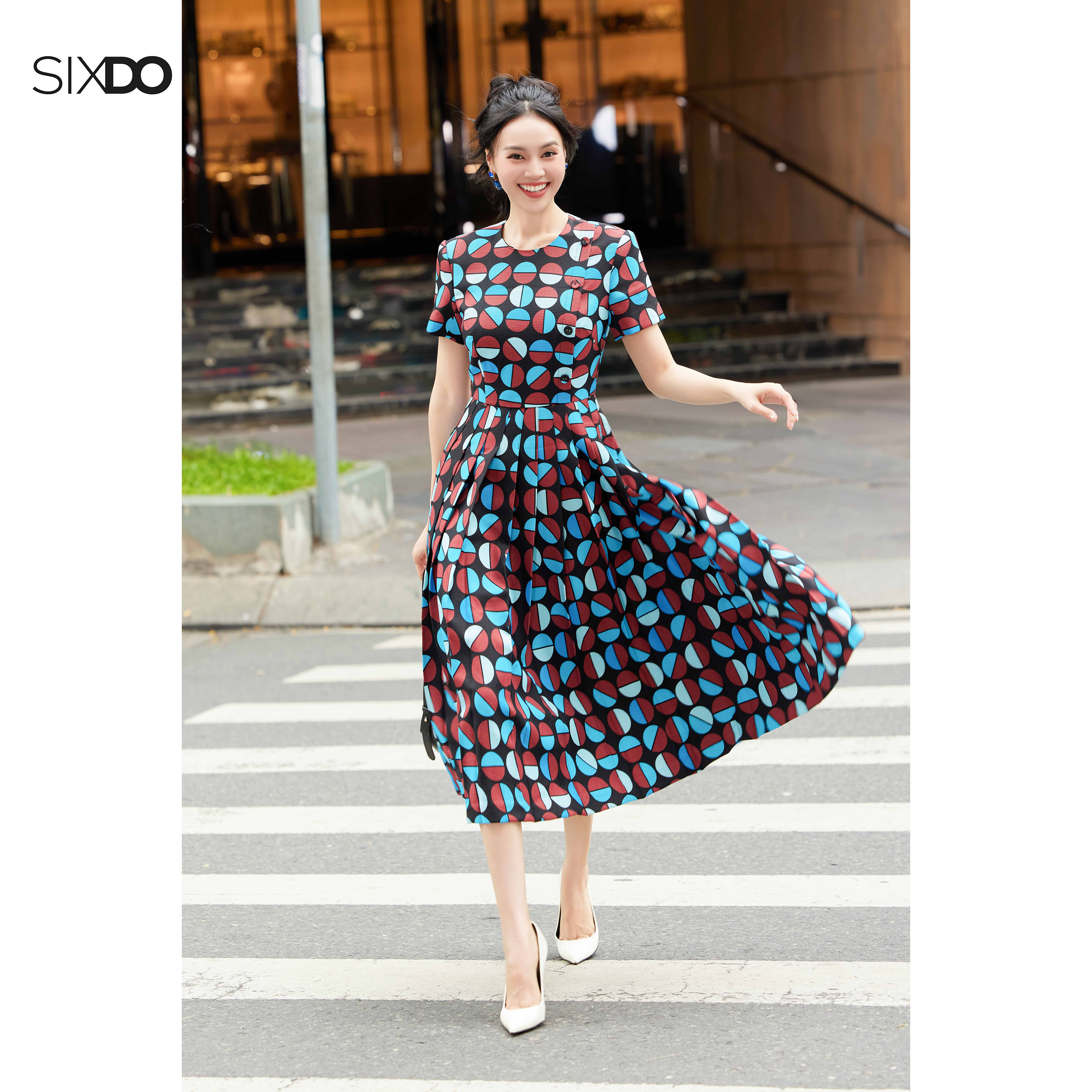 Đầm thô dáng xòe họa tiết tròn SIXDO (Blue Brown Geomitric Midi Raw Dress)