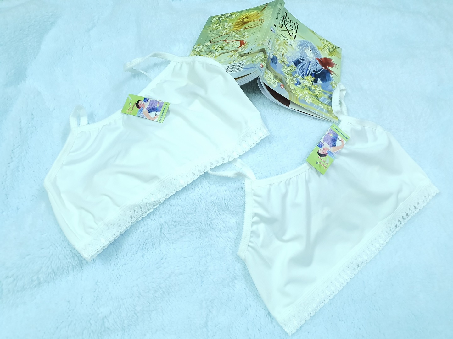 Áo lá dây ngắn giá 15k/ một cái
