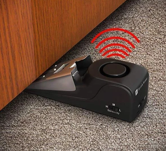 Thiết bị chặn cửa báo động chống trộm chặn ở chân cửa ra vào + Tặng kèm pin 9V