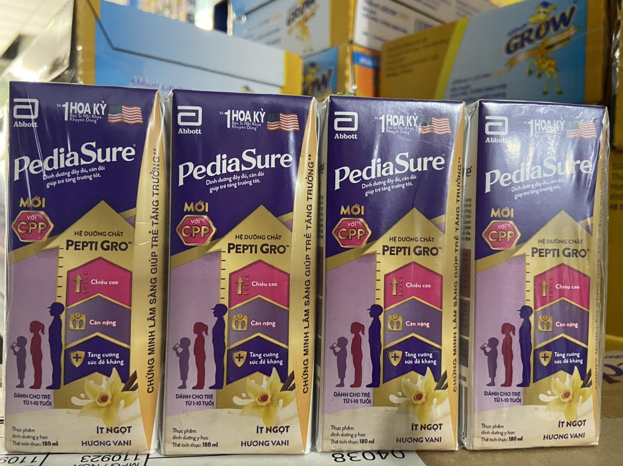 Thùng 48 hộp sữa nước PediaSure 180ml hương Vanilla - HSD luôn mới