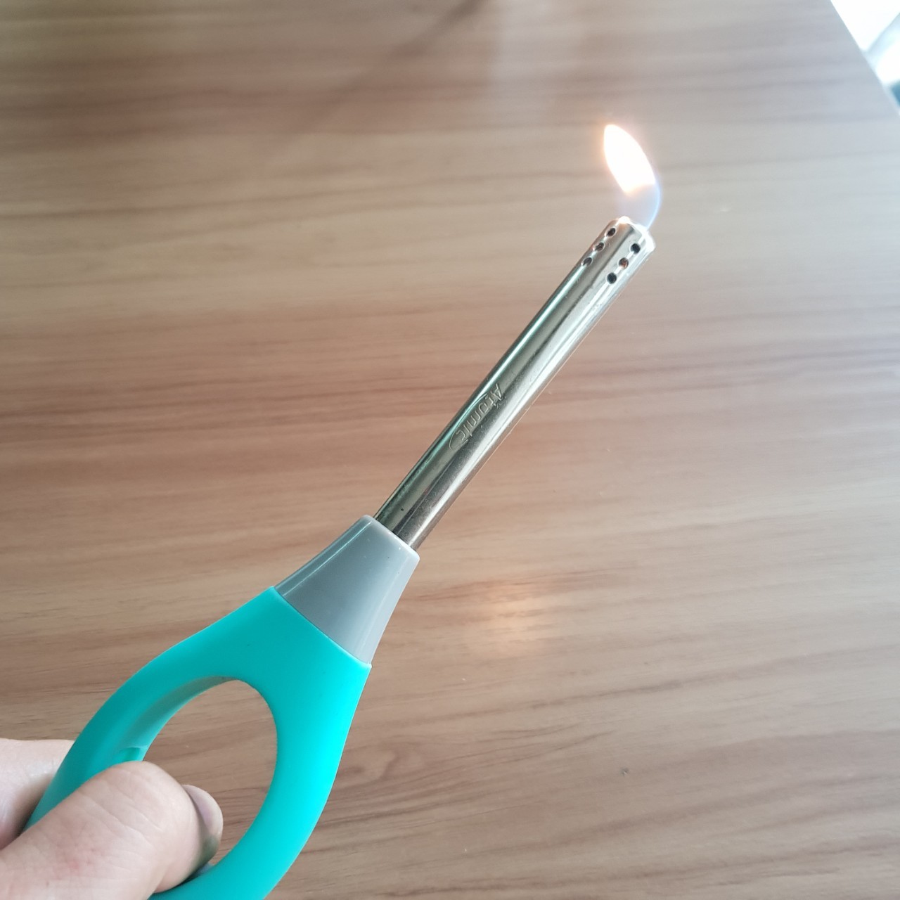 Dụng cụ mồi lửa bếp ga cồn đa năng