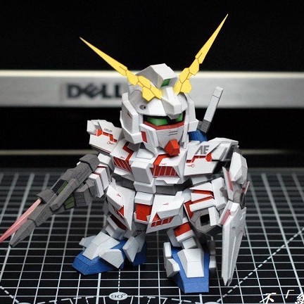 Mô hình giấy SD Gundam RX-0 Unicorn