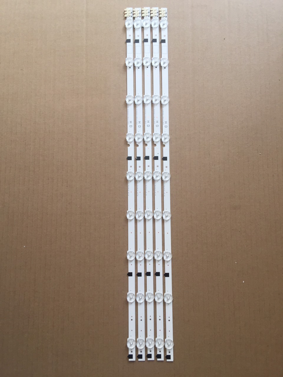 LED TIVI SAMSUNG 32F 4000