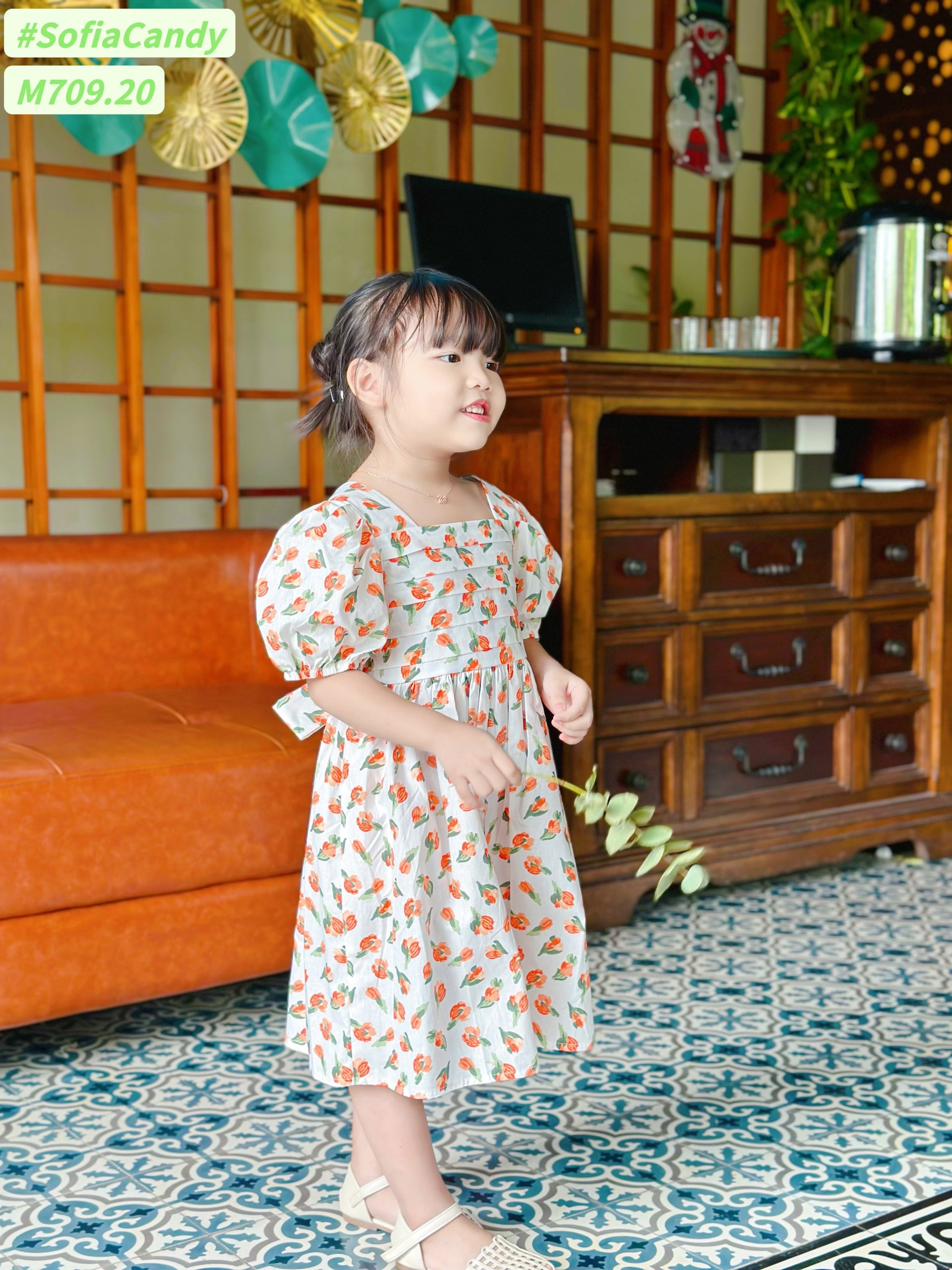 ĐẦM HOA CAM XẾP LY NGỰC SOFIA CANDY