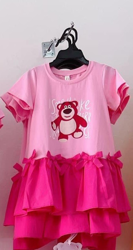Váy bé gái size nhí+đại 10-30kg hình gấu dâu hot hit, đầm bé gái size đại 30kg