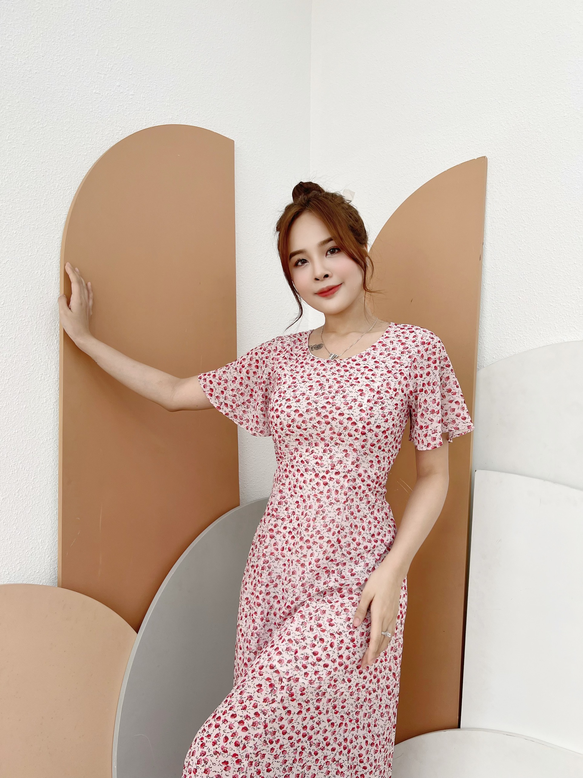 Maxi xẻ đùi hoa nhí cột eo Misa - MS0226