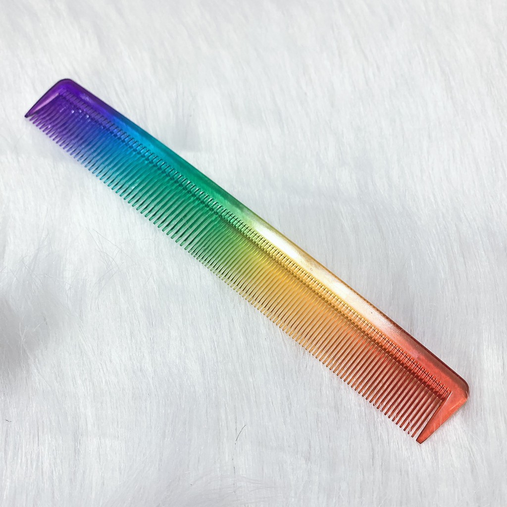 Lược cắt tóc nam nữ 7 màu cầu vồng nhiều màu đẹp