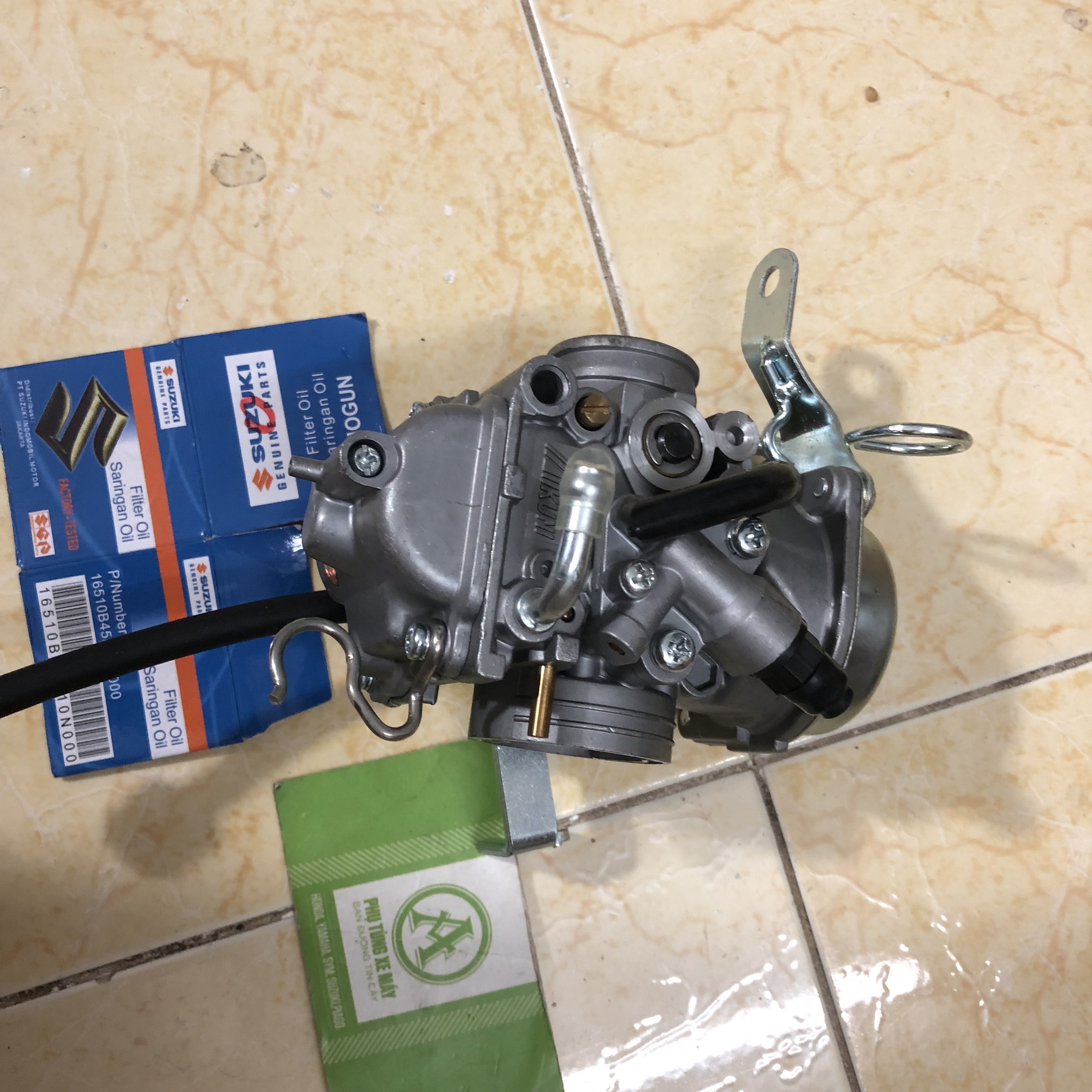 Bình Xăng Con Suzuki Hayate 125