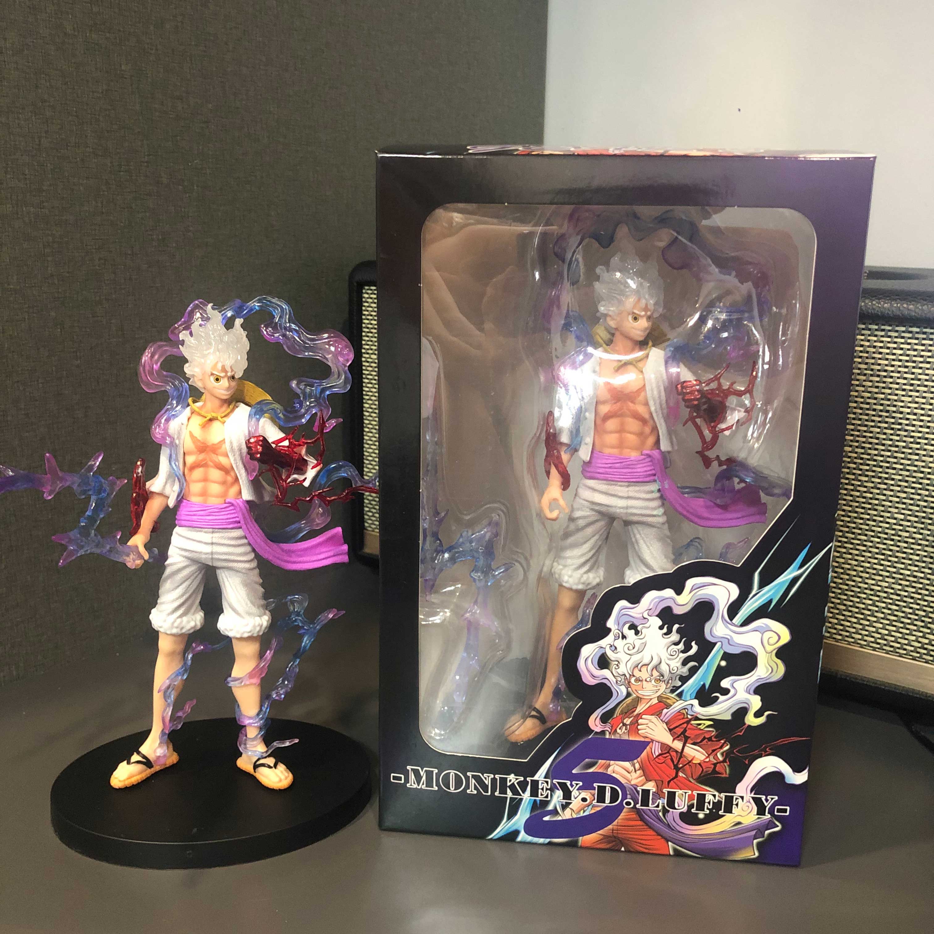 Mô hình Luffy Gear 5 21 cm - One Piece