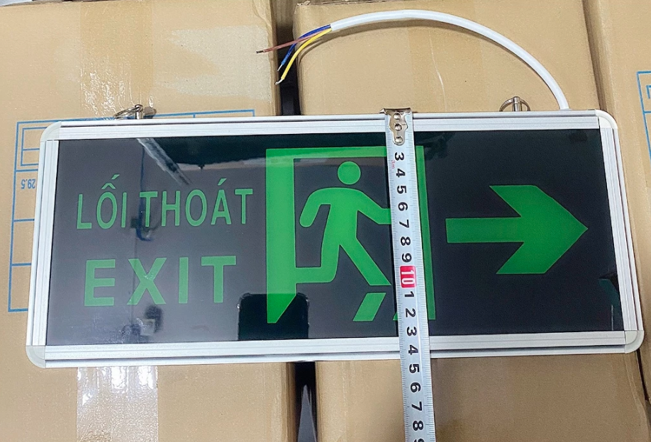 Đèn exit thoát hiểm 2 mặt sáng khẩn cấp khi có sự cố mất điện đột ngột (nhiều mẫu)