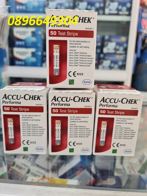Que Thử Đường Huyết Accu chek Performa 50 que