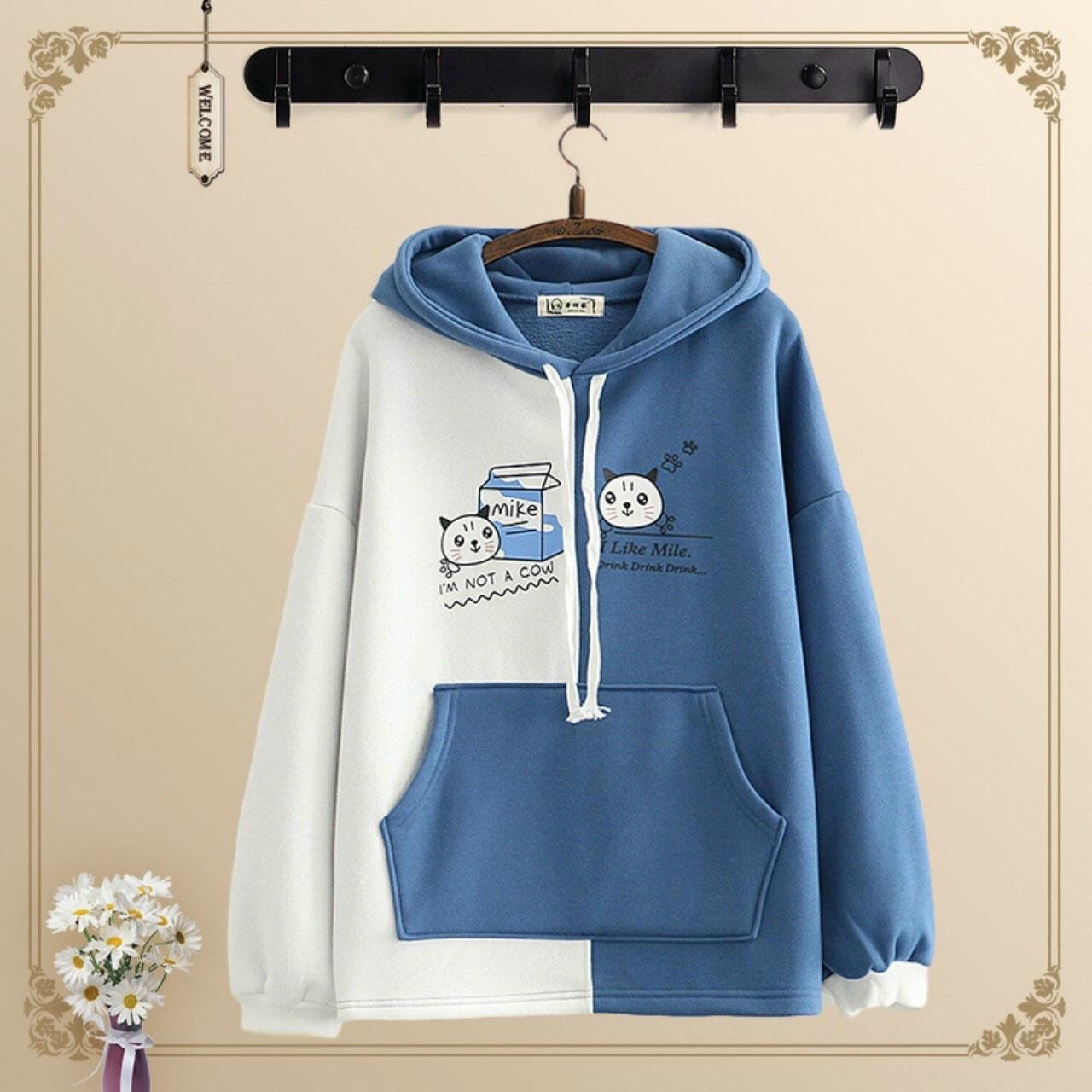 Áo Hoodie không chỉ là món quà tuyệt vời cho bản thân, mà còn là món quà ý nghĩa dành tặng cho những người thân yêu. Hãy mua cho mình và những người mà bạn yêu quý những chiếc áo Hoodie ấm áp, phong cách và thời trang.