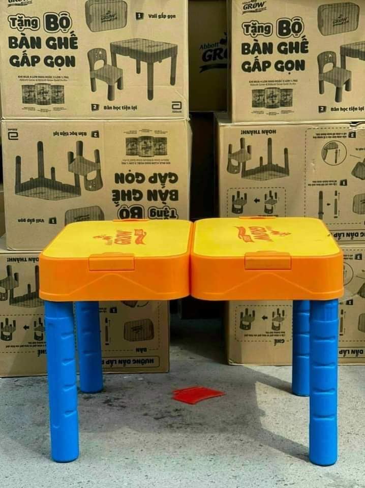 Bộ bàn ghế gấp gọn Grow