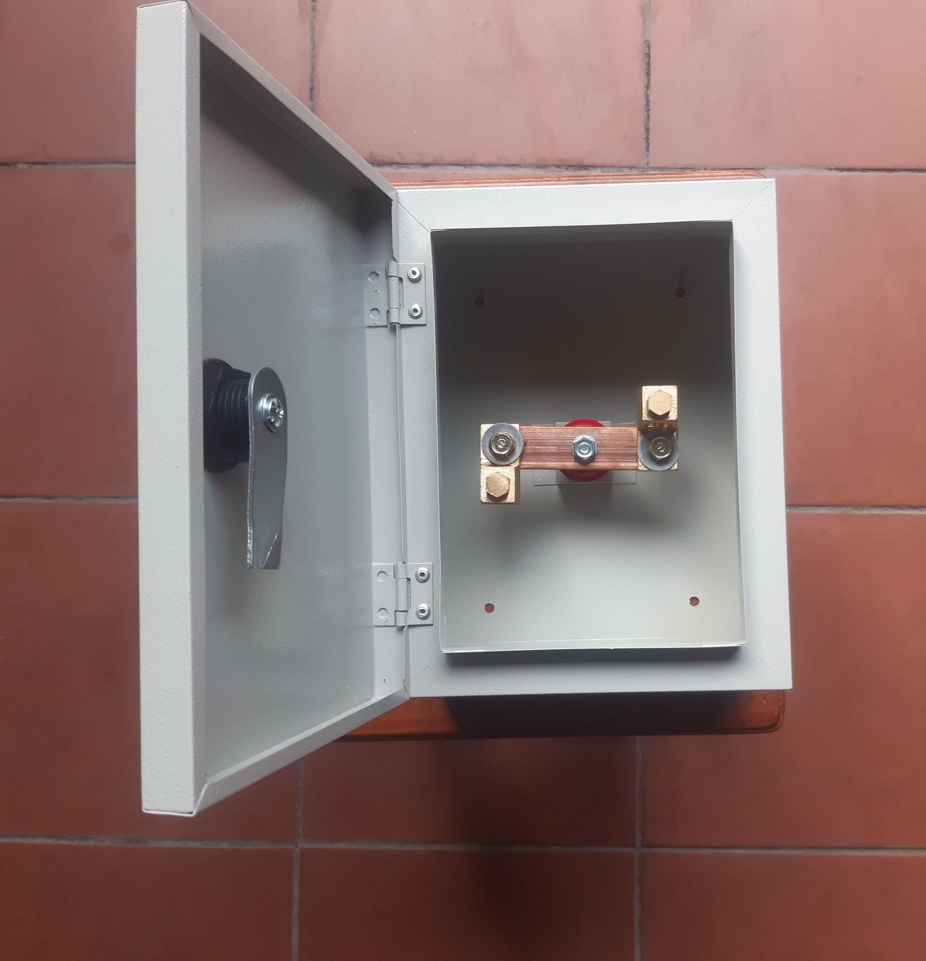 Hộp kiểm tra điện trở (sơn tĩnh điện)