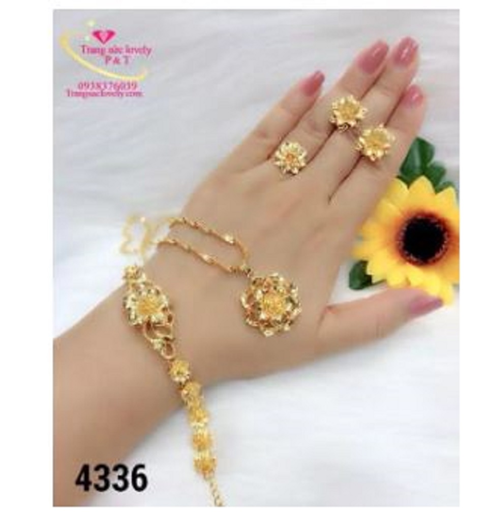 Bộ trang sức dự tiệc 1