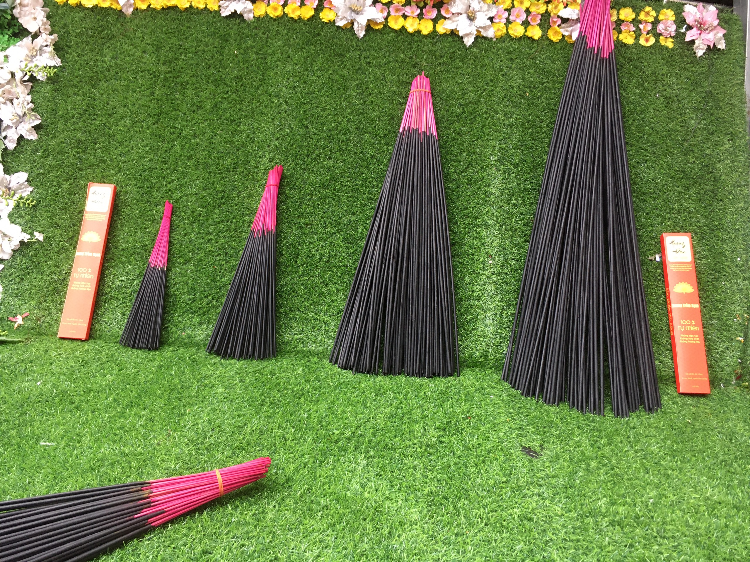 Hương đen làng Chóa (50 nén 80cm_se tay )