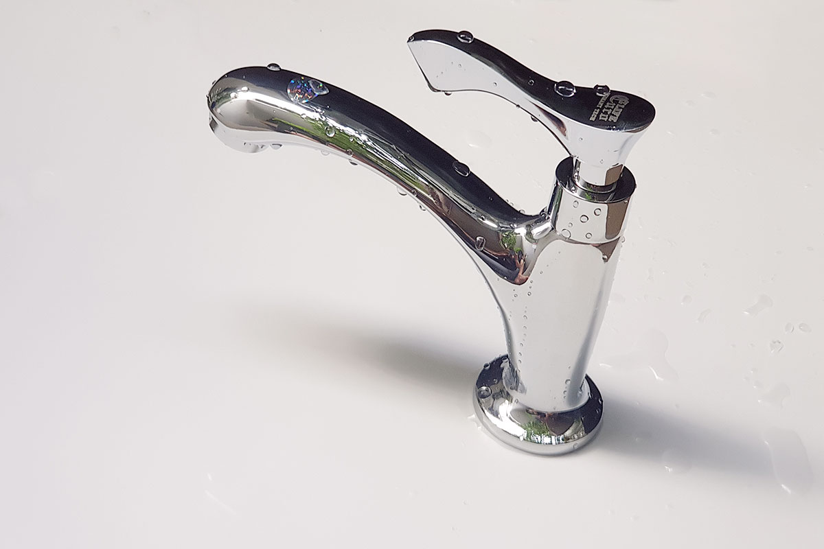 (Có video) Vòi lavabo lạnh Eurolife EL-LL115 (Trắng bạc)