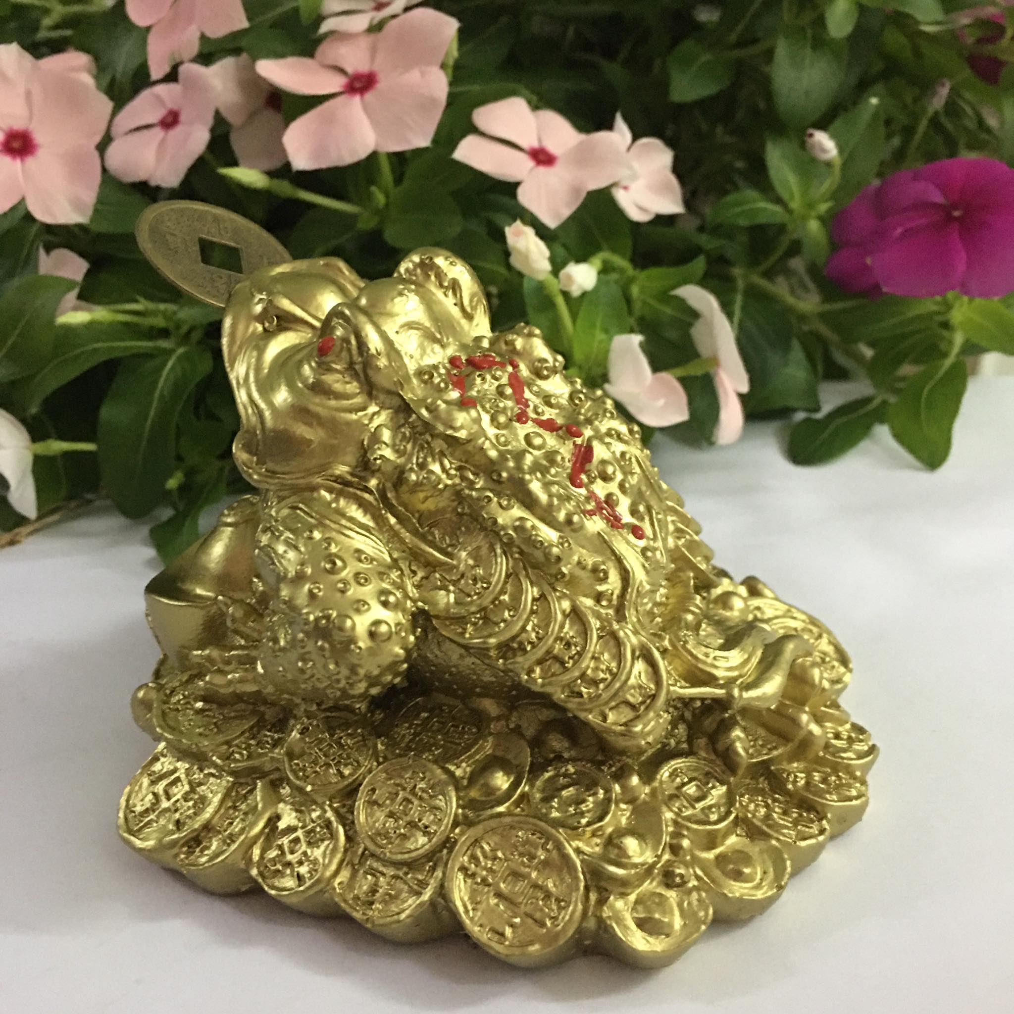 Tượng Thiềm thừ cóc ngậm tiền
