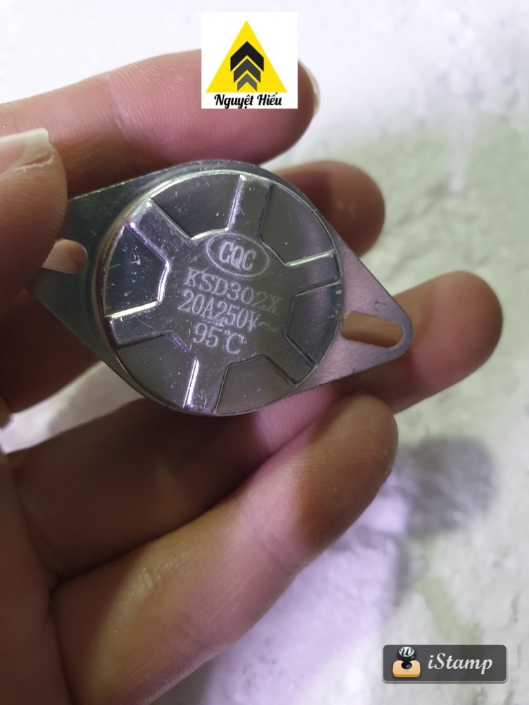 Rơle nhiệt bình nóng lạnh 93 độ 20A