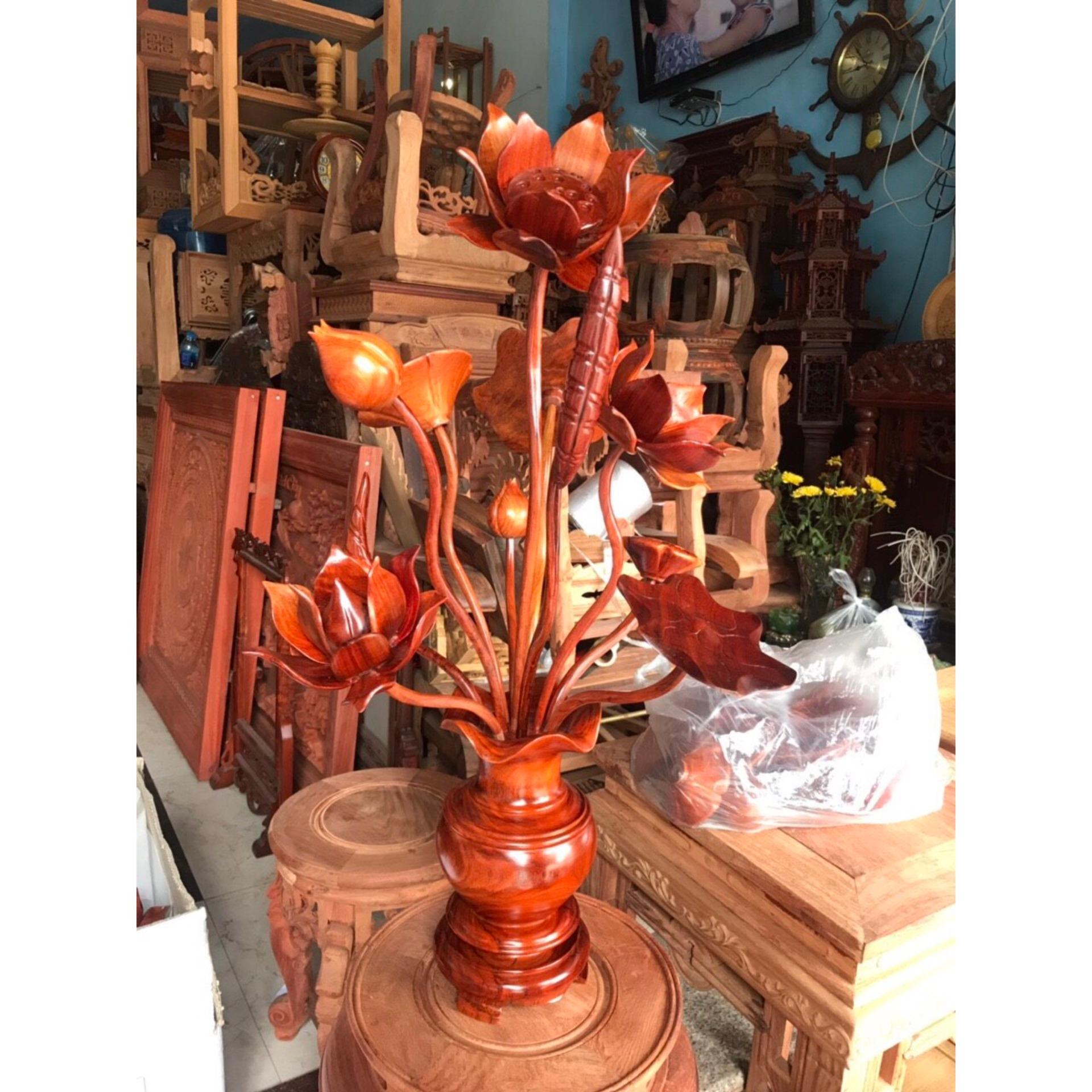 Lọ hoa sen gỗ hương đỏ