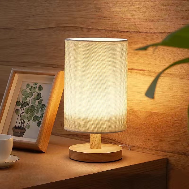 Đèn ngủ để bàn đế gỗ thanhlyhouse
