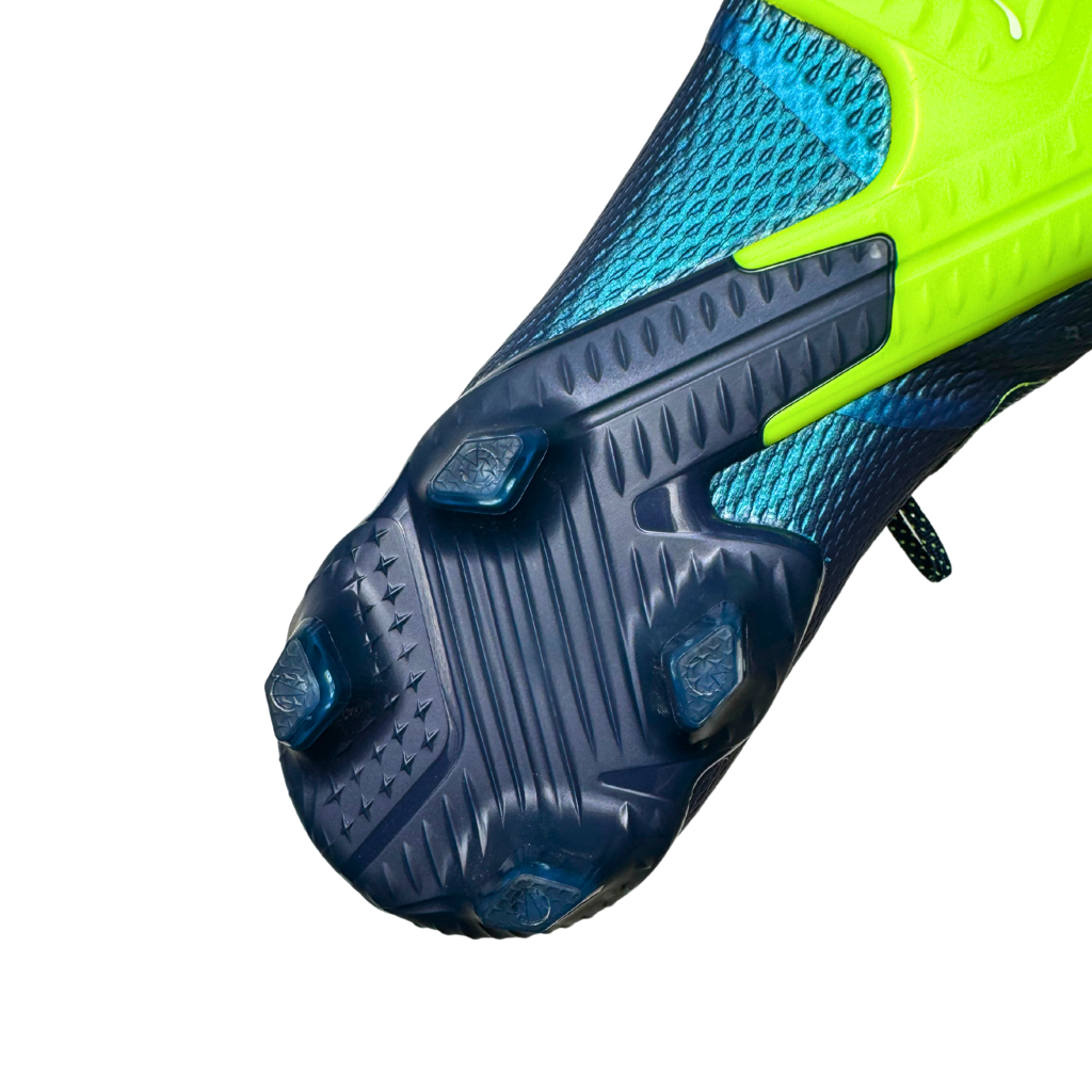 Giày Đá Banh P.u.m.a Future Ultimate FG 107355-03