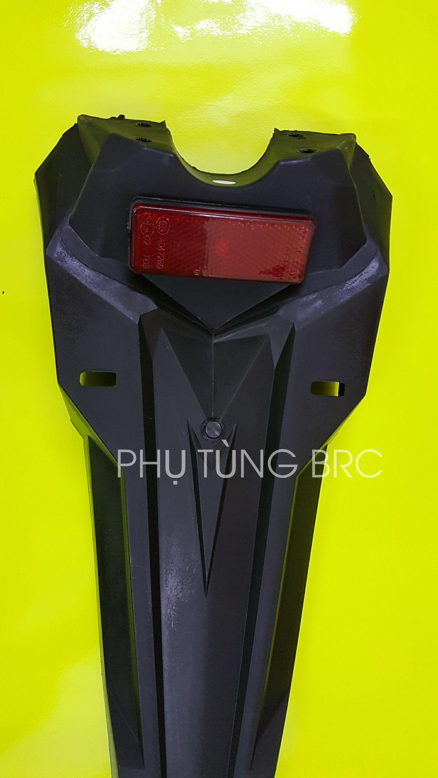 Chắn bùn (dè sau) kiểu SONIC dùng cho xe RAIDER ( không dùng cho Satria)