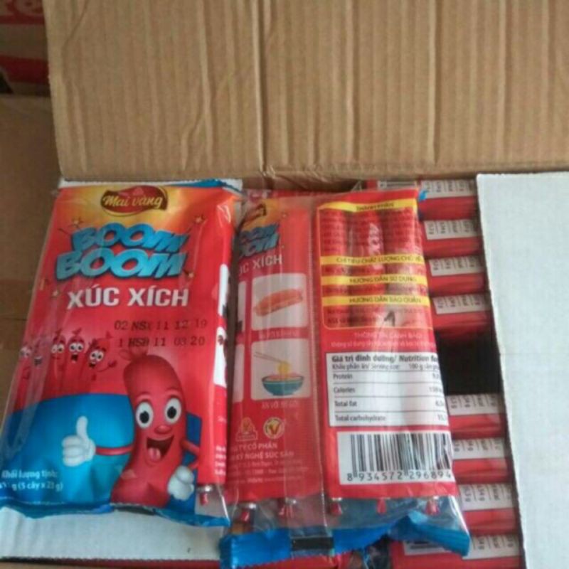1 Thùng xúc xích boom boom vissan (100 cây x 23g).