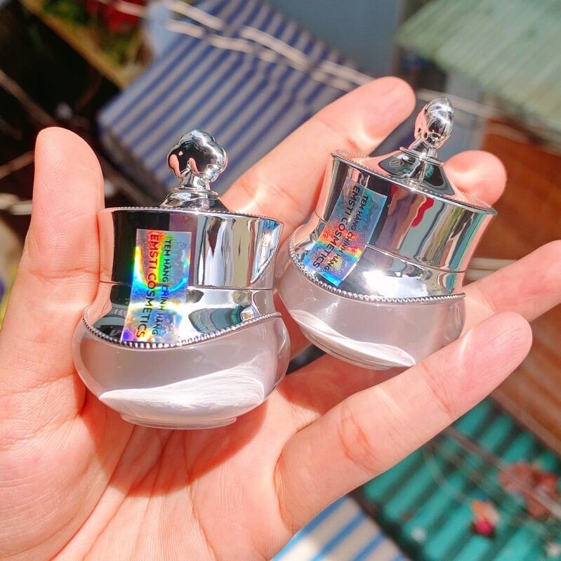 KEM FACE NHUNG PHẤN - Dưỡng trắng và makeup cho da mặt