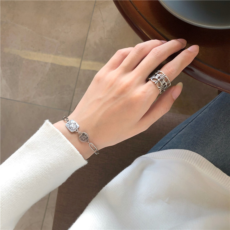 Vòng tay Bell Mew phong cách vintage nhẹ nhàng, đáng yêu - VT30