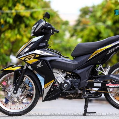 Tem rời winner GTR vàng đen chất liệu Crom  dán xe đen bóng