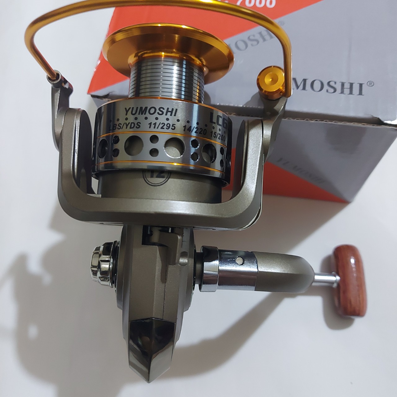 Máy câu cá yomoshi LC 7000