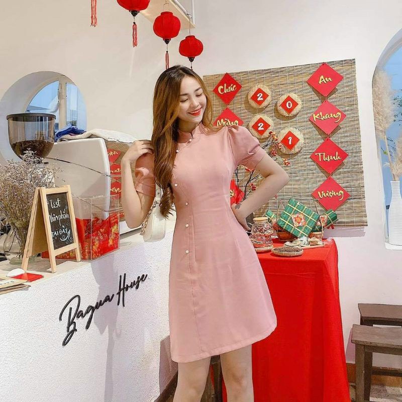 đầm cổ tàu đóng cườm