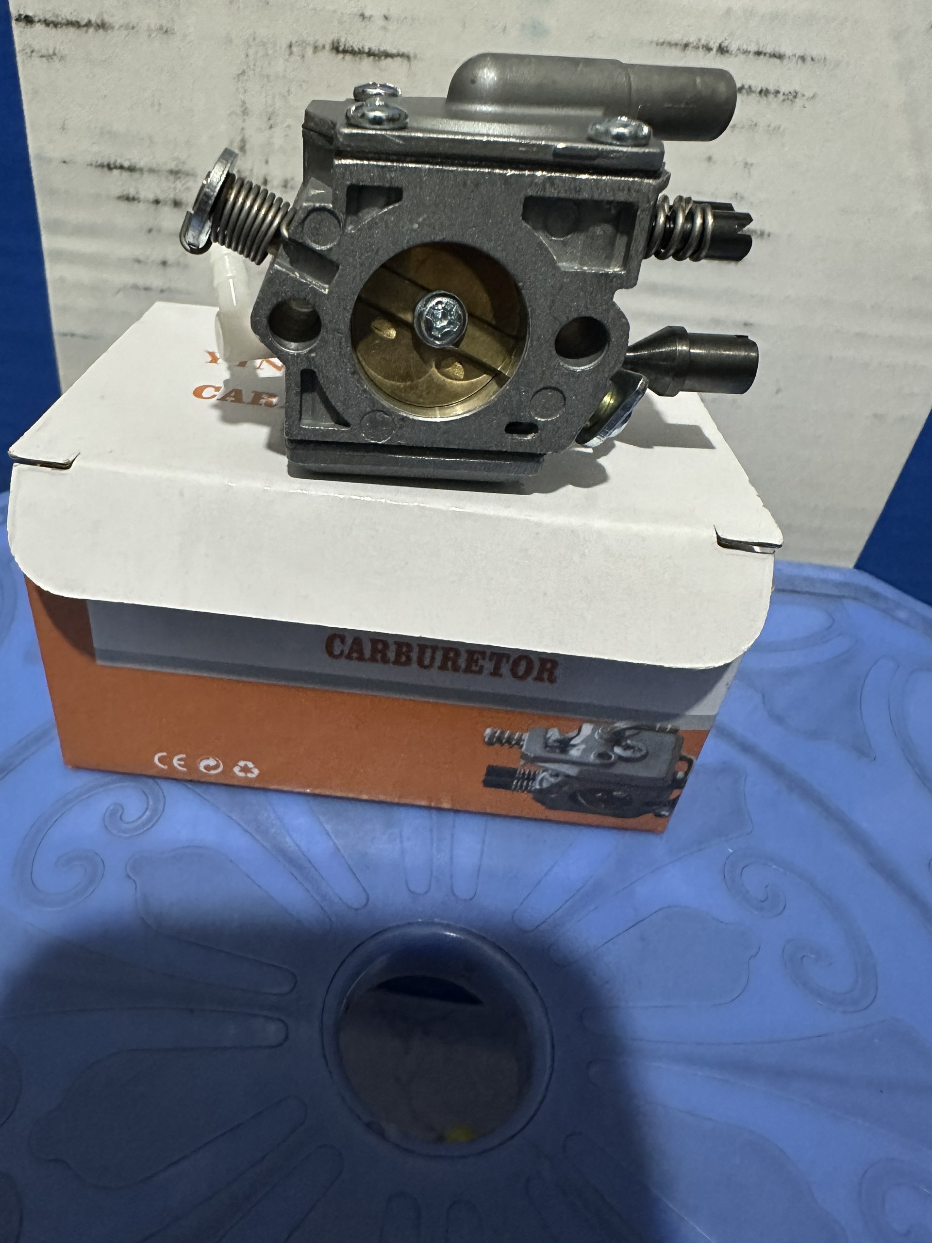 BÌNH XĂNG CON ( BỘ CHẾ HÒA KHÍ) MÁY CƯA XÍCH 381
