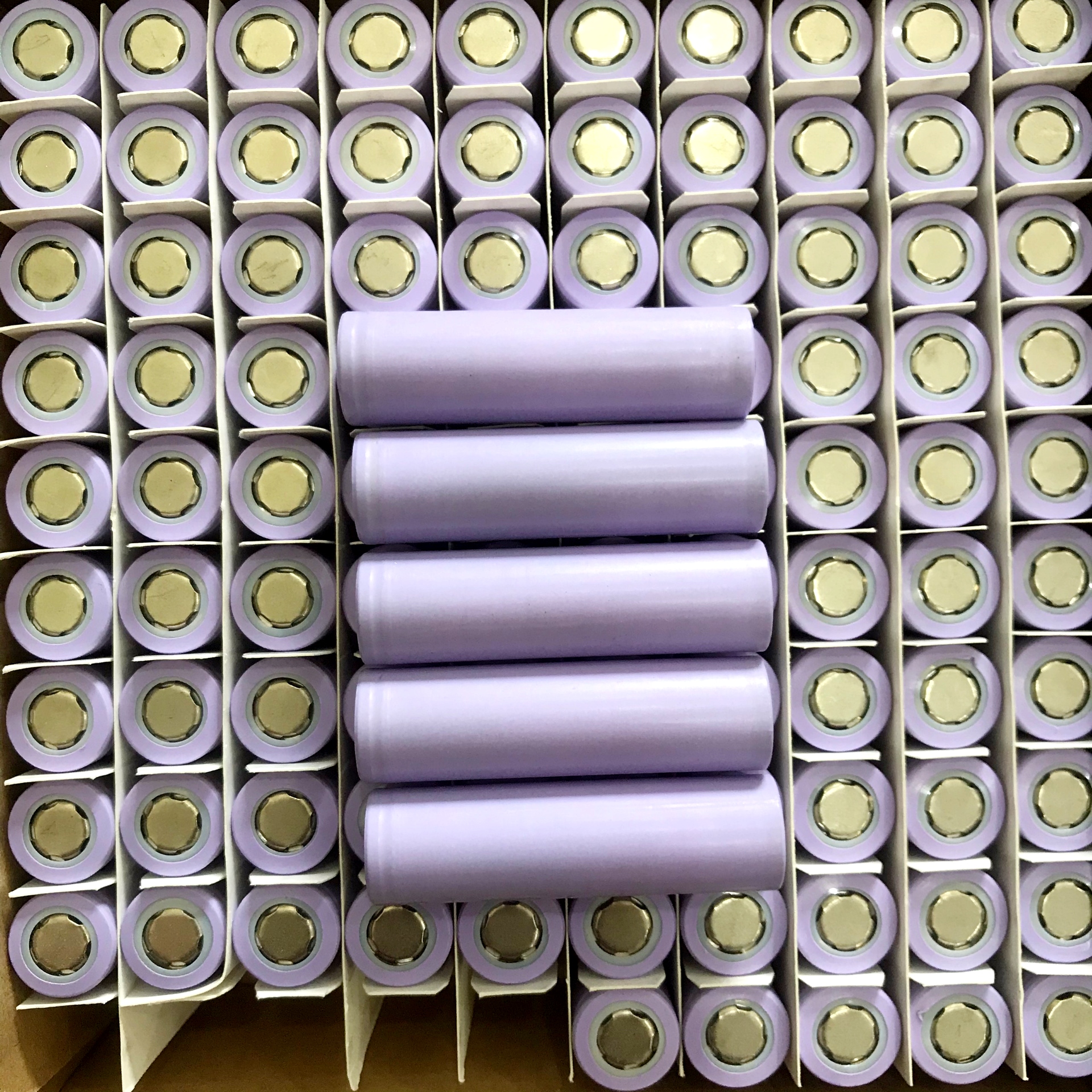 Cell pin 18650 zin mới 100% dung lượng 2500 mAh