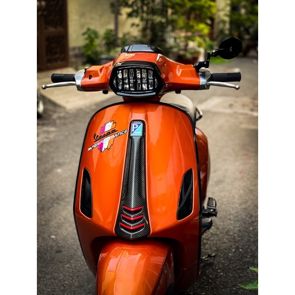 Ốp pha đèn cho Vespa Sprint (dùng cho pha đèn bóng halogen sợi tóc)