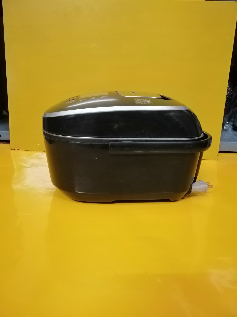 Nồi cơm nội địa Nhật Panasonic SR-HB107 (1.0L) - date 2017