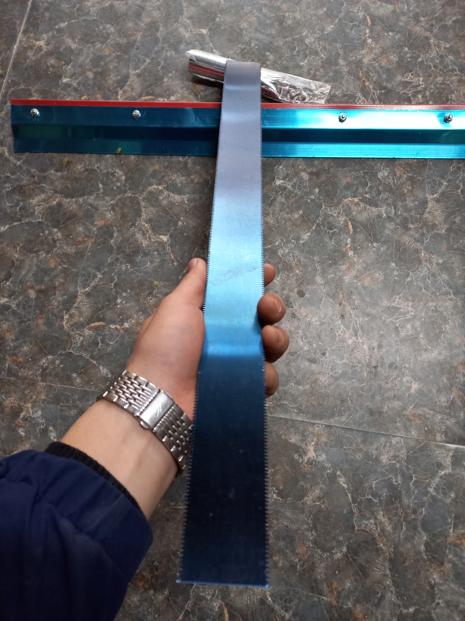Bàn cào sơn Epoxy tự san phẳng bằng thép dài 56cm lược thay thế . Chiều cao răng lược 0, 1, 2, 3, 5mm
