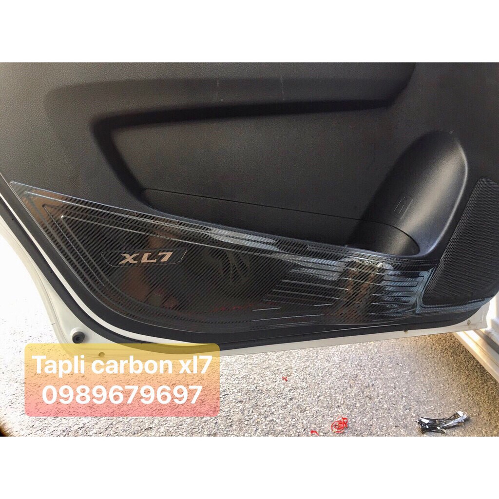 Suzuki XL7, Ốp trang trí bảo vệ tapli cánh cửa Suzuki XL7 2020-2023 mẫu carbon cao cấp