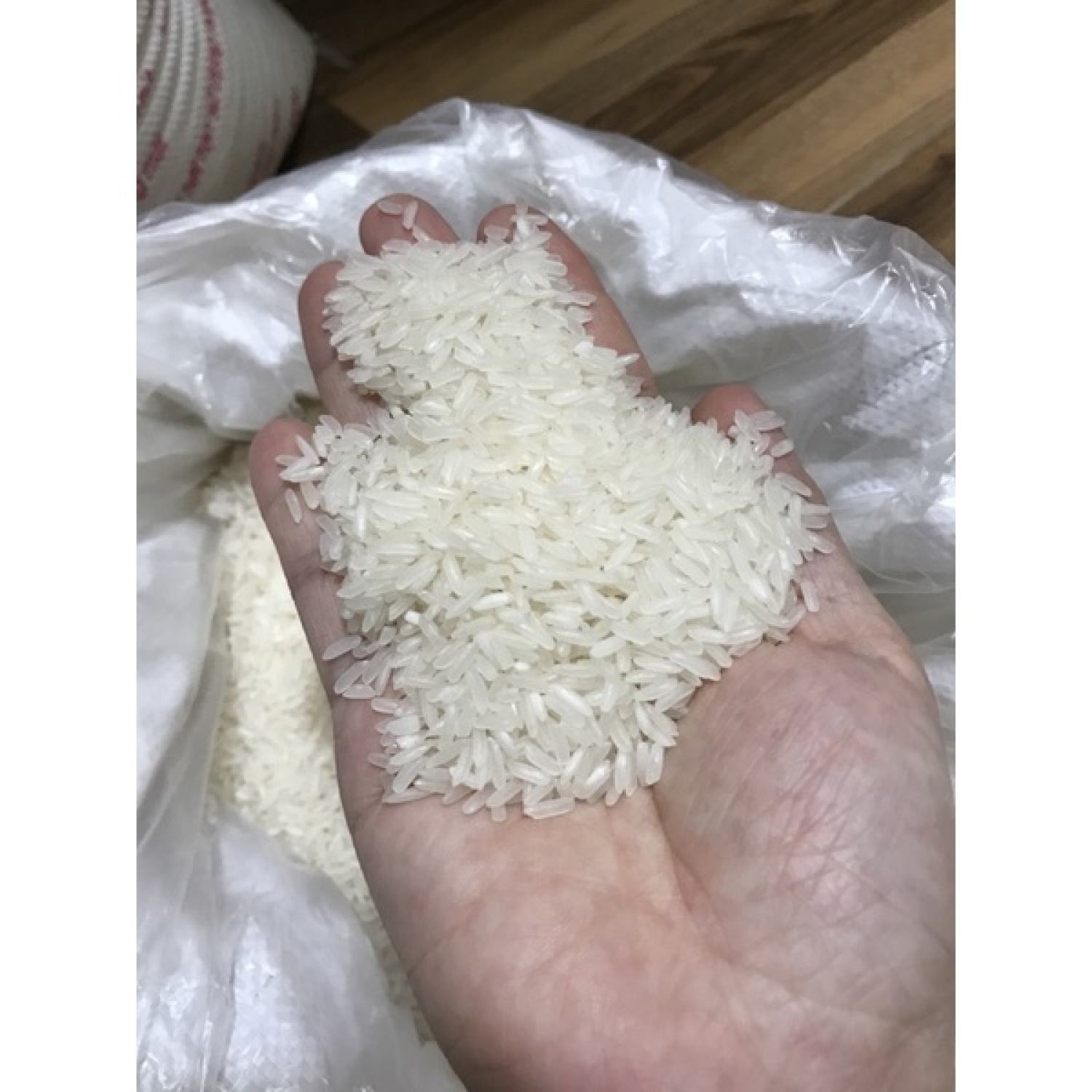 Gạo Thơm Lài 10 ký Dẻo ít mềm cơm