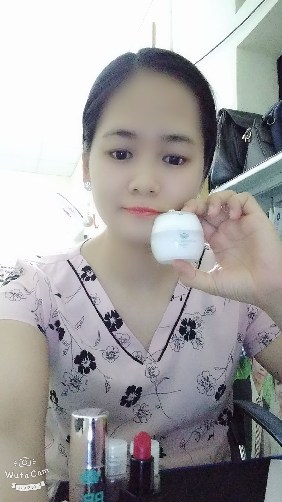 Kem Dưỡng Cấy Trắng Da