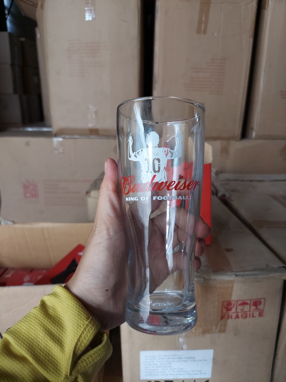 LY THUỶ TINH BUDWEISER MESSI CAO CẤP
