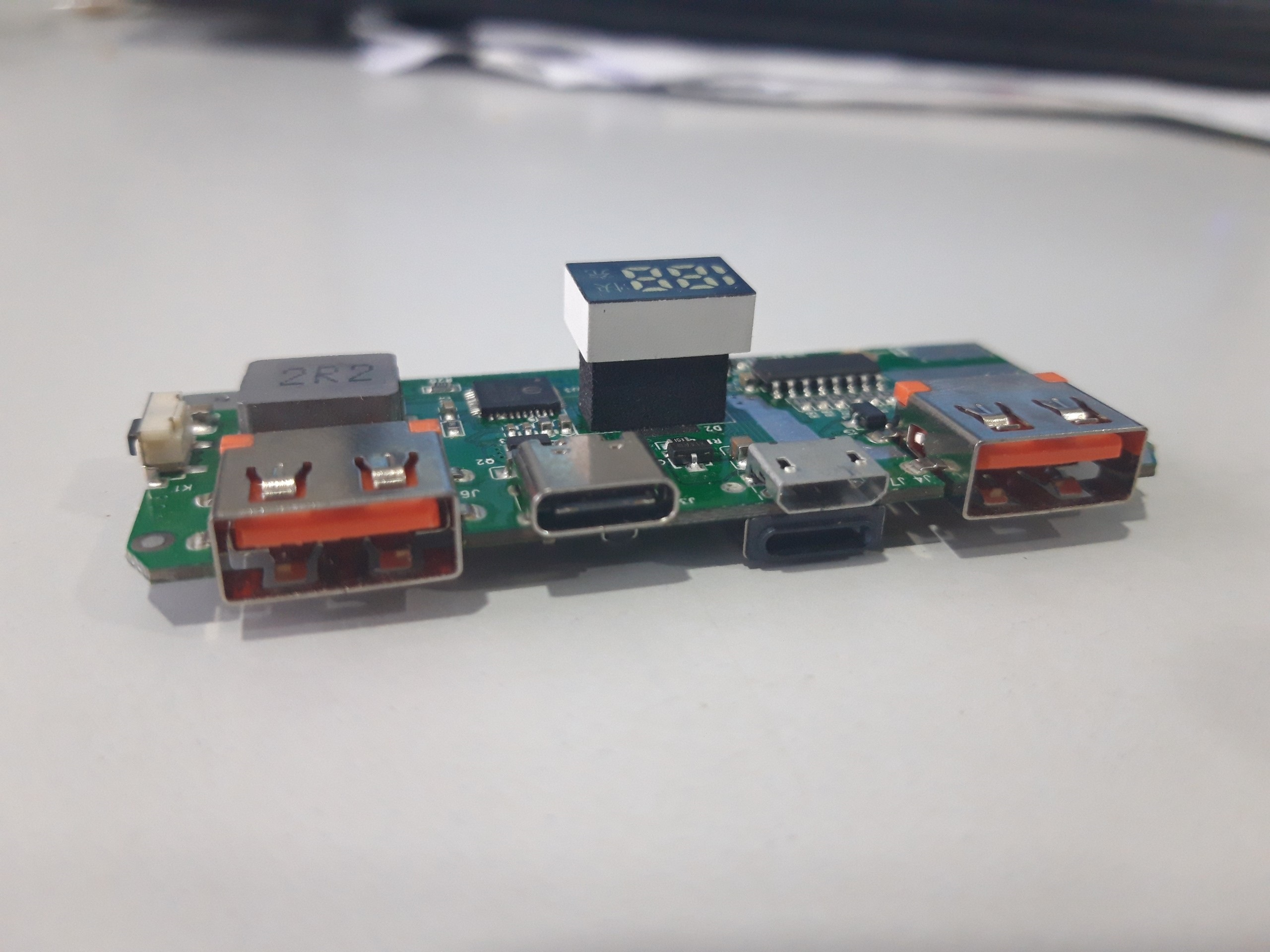 Mạch sạc pin 18650 hỗ trợ sạc nhanh QC3.0 +PD 3 đầu vào lightning typec micro usb