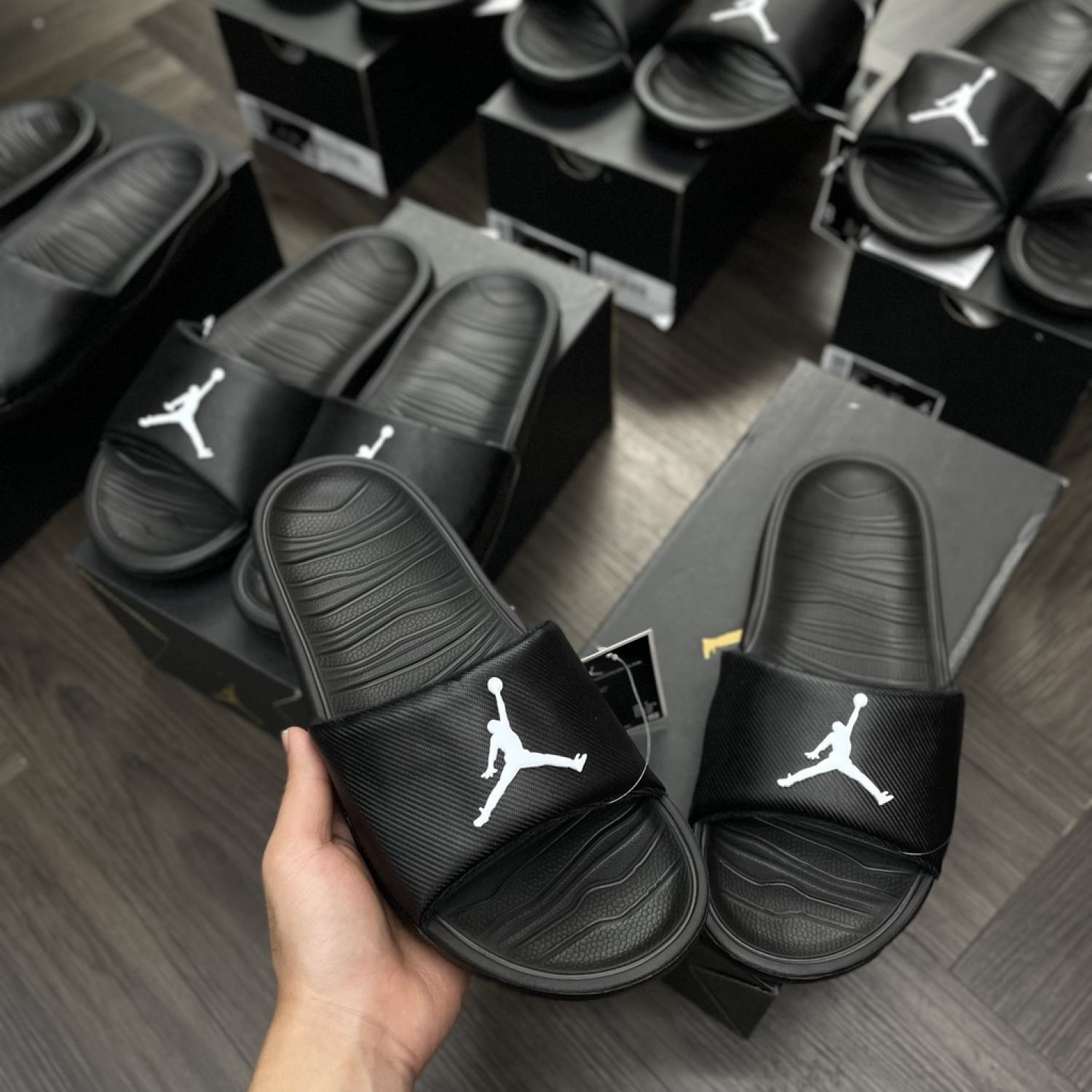 Dép quai ngang Jordan Break Slides