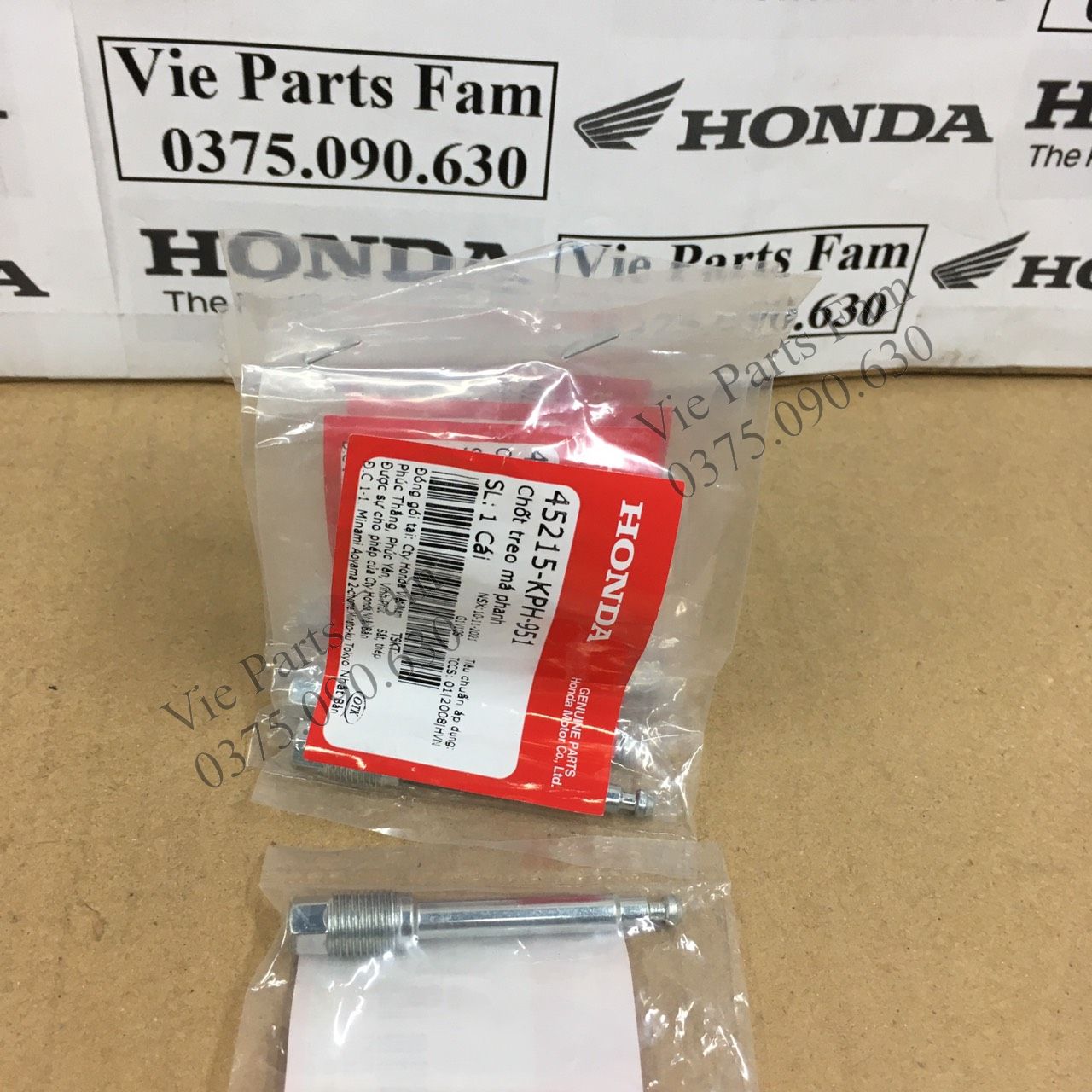 Cốt giữ bố phanh/ bố thắng đĩa trước xe Honda, hàng din honda mới 100%