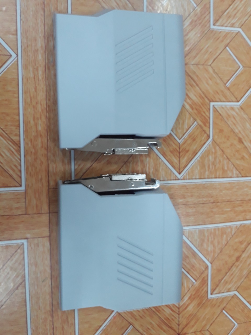 TAY NÂNG CÁNH TỦ (1 cặp)