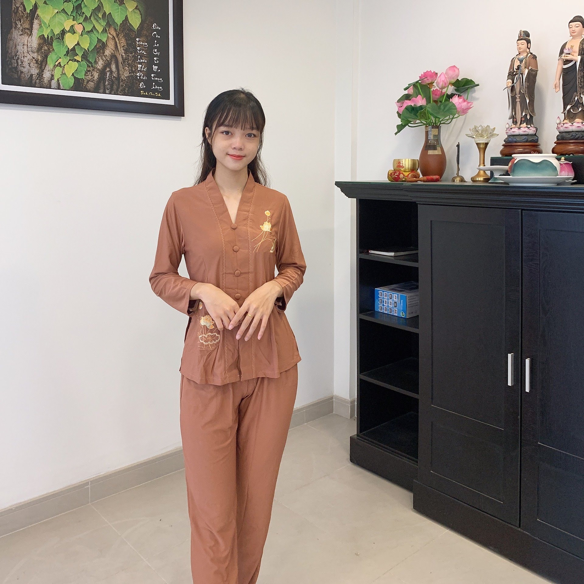 Đồ lam đi chùa nữ, đồ phật tử mẫu thun lắc bông