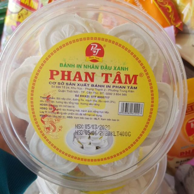 1 hộp bánh in phan tâm siêu ngon