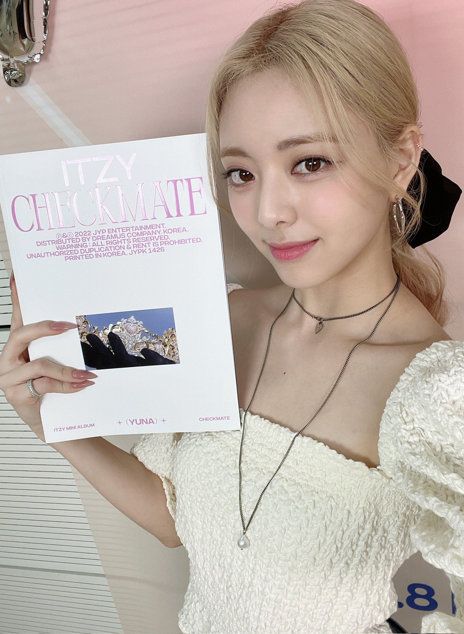ALBUM ITZY CHECKMATE - có sẵn Cửa Hàng KPOP